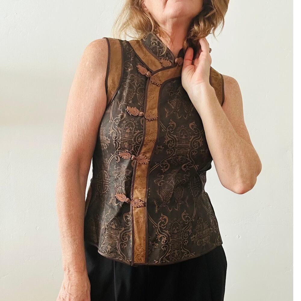 Vintage Silk Asian Womens Vest in Brown Printed Details Frog Closure Size M/L